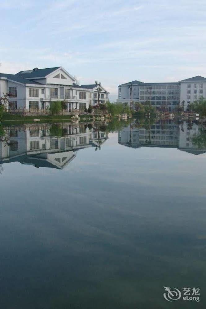 Jingyue Lake Hotel Dujiangyan Exterior photo